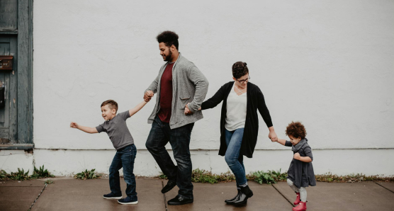 Familia en exteriores